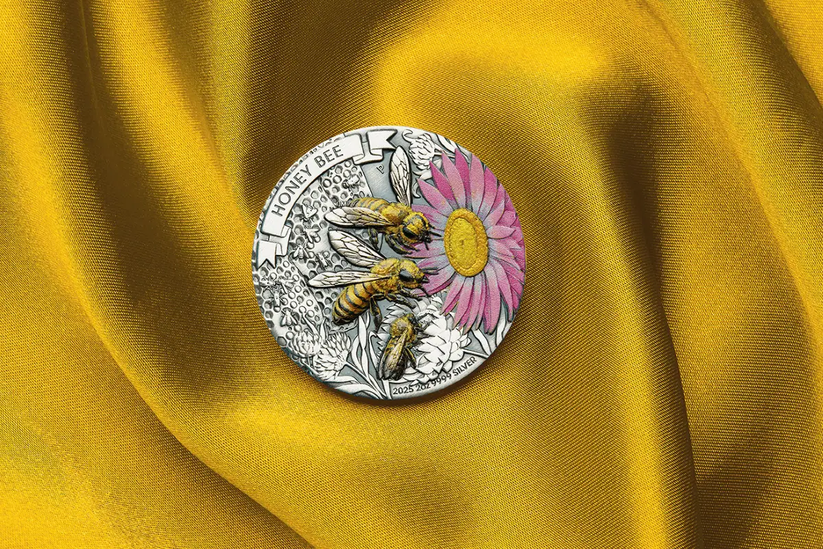 Ausralia 2025 $2 HONEY BEE 2oz .9999 Silver Antiqued Coloured Coin