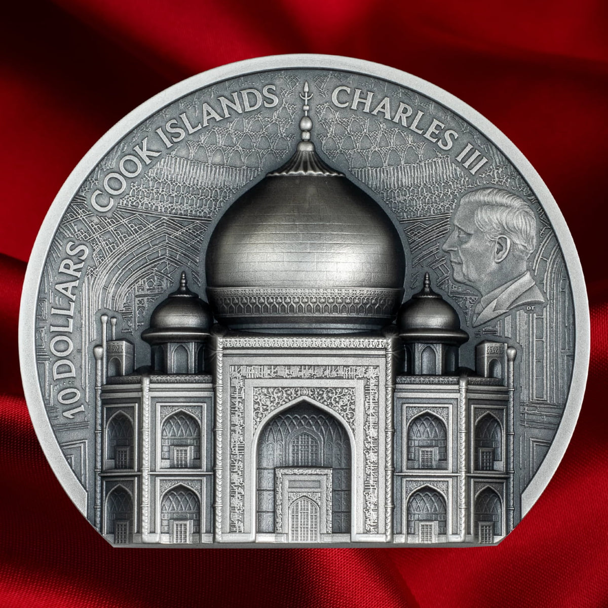 Cook Islands 2025 $10 Taj Mahal silver coin obverse, showing King Charles III beside the sculpted monument and interior arches.