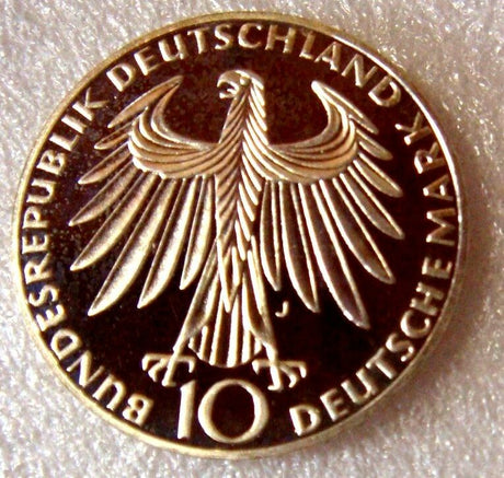 Germany GDR 1972 J 10 Deutschemark Proof .625 Silver Olympiad Athletes Obverse