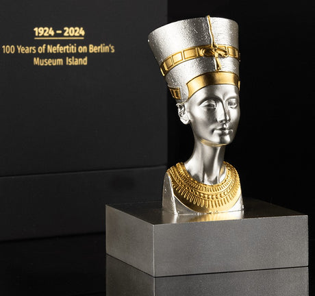 Samoa 2024 Nefertiti 5 oz Silver Matte Proof 3D Shaped Gilded Coin