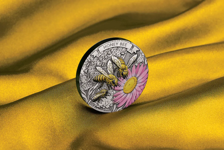 Ausralia 2025 $2 HONEY BEE 2oz .9999 Silver Antiqued Coloured Coin