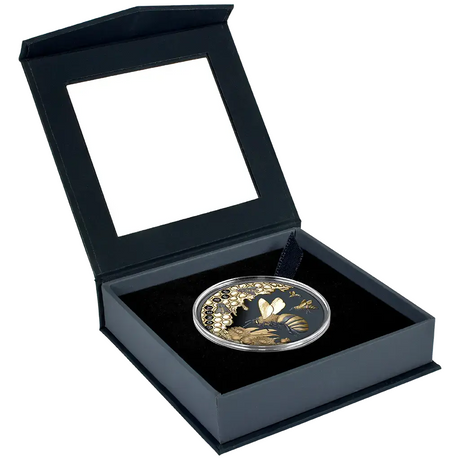 Niue 2025 $1 Honey Bee 1oz Silver Gilded Black Proof Coin Opened Case with Window