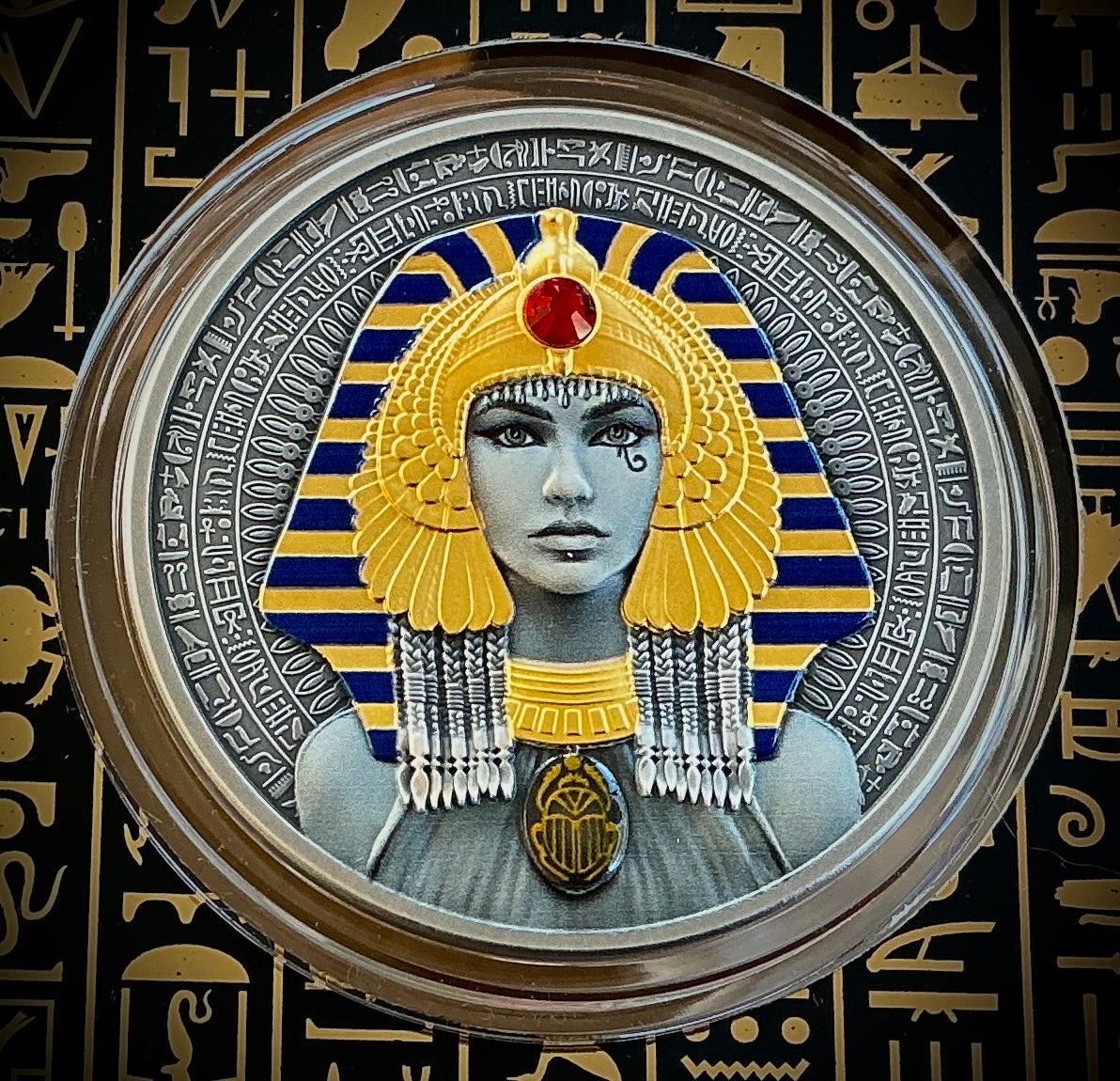 Niue 2025 $5 CLEOPATRA 2 Oz .999 Selectively Gold Plated Antique Silver Coin