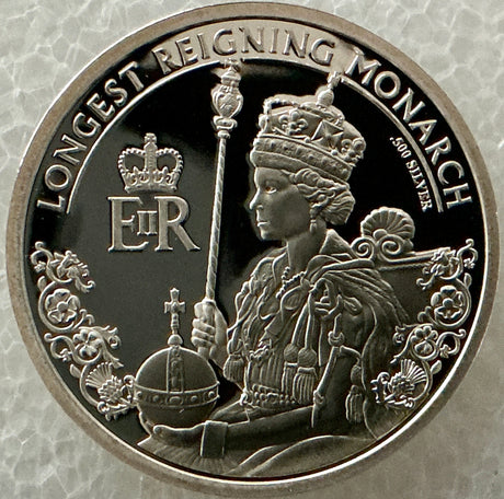 Tokelau 2017 $10 Queen Elizabeth II Longest Reigning Monarch .500 Silver Prooflike Coin