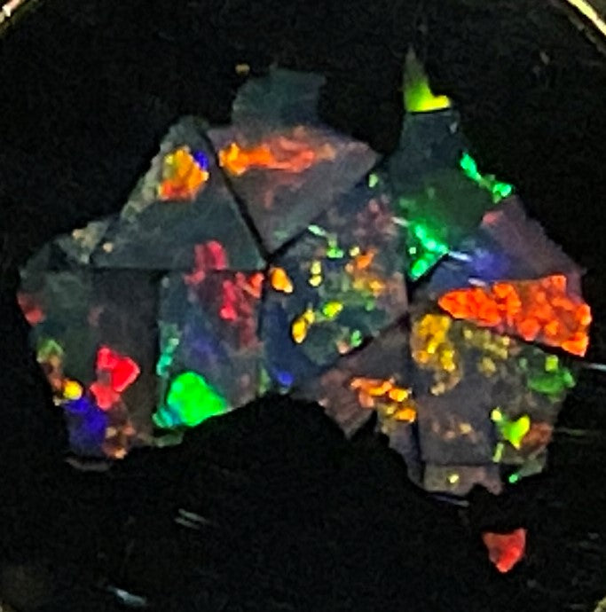 Australia 2022 $200 Great Southern Land 2oz Gold Proof Opal Coin. Detail of Opal Map.