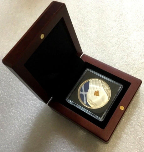 Australia 2004 $5 Eureka Stockade Coloured Uncirculated  in Quadrum Capsule Volterra Case