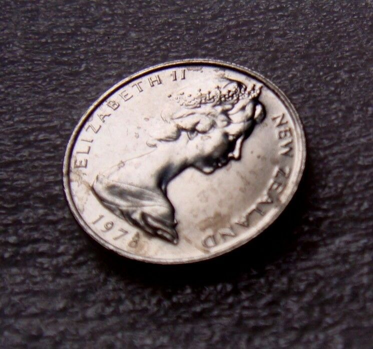 New Zealand 1978 5 Cent Uncirculated Lizard