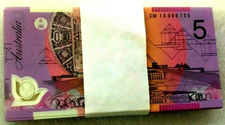 Australia 2015 $5 Uncirculated CM Prefix Old Generation Banknote