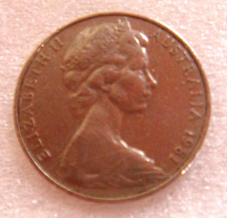 Australia 1981 20 Cent 3 1/2 Claw Circulated Platypus