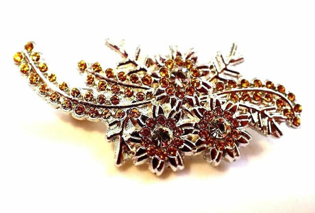 Australia 2016 QE2 Wattle Brooch plus Rare Embossed Stamp Only 250 Made