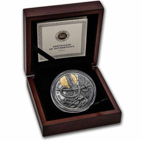 Niue 2022 $5 Green Mamba Wildlife in the Moonlight 2 Oz Silver Coin 500 made Case